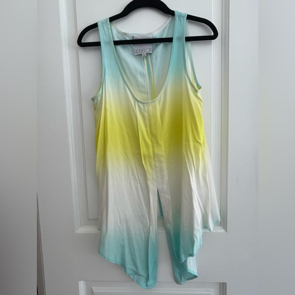 Addison blouse size XS three color super silky and fun - Picture 3 of 4